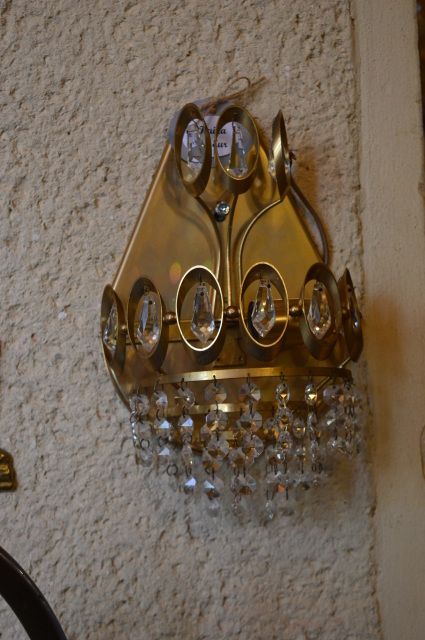 Sieninis šviestuvas