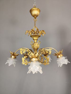 Pakabinami šviestuvai