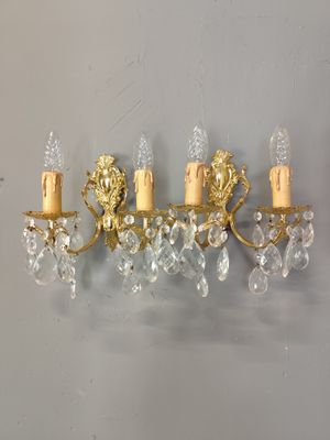 Sieniniai šviestuvai