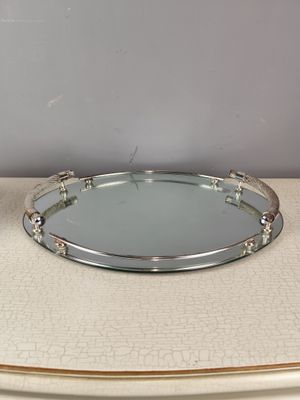 Servizai, arbatiniai, padėklai