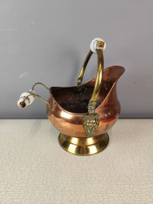 Žalvariniai vazonai, indai