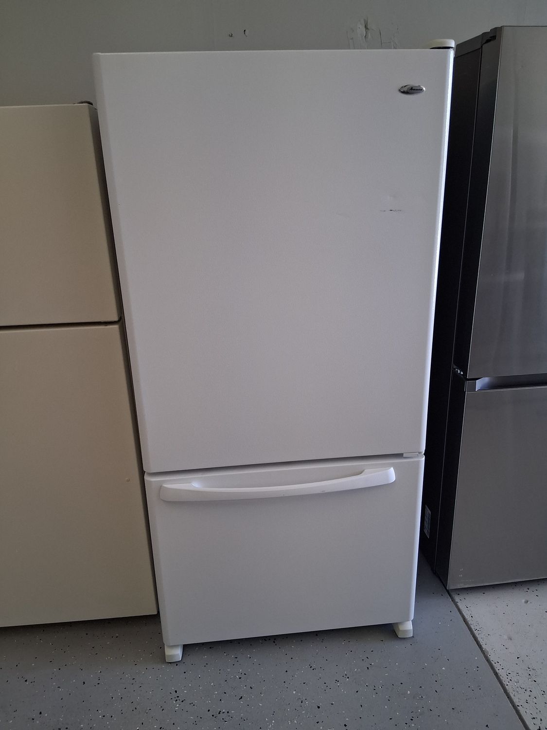 Bottom Freezer Refrigerator Model #ABB222FEW