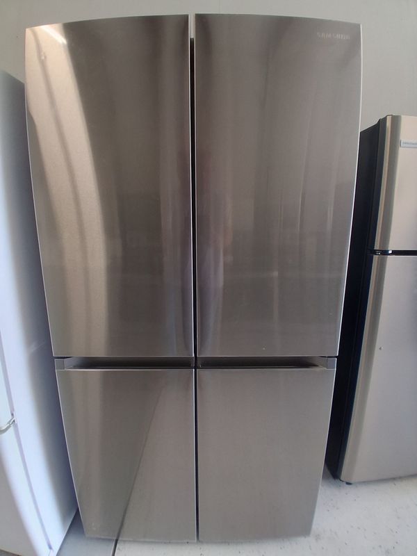 4 Door Refrigerator  Model#RF23A9071SR