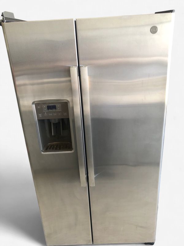 Side by Side Refrigerator | MN: GZS22DSJPFSS