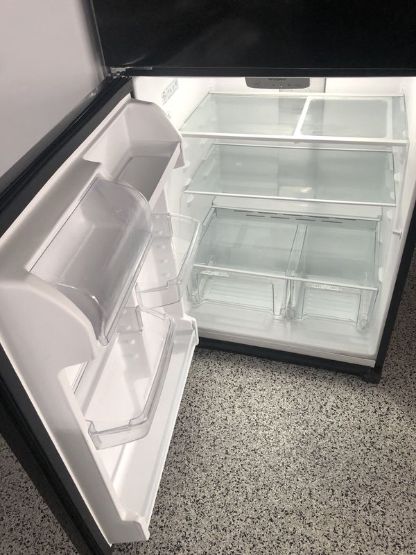 Refrigerator | MN: WRT311F20842
