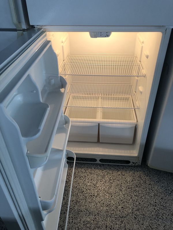 Refrigerator | MN: 25361802102
