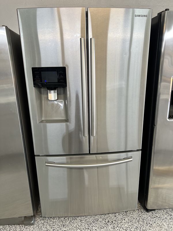3 Door Bottom Freeze Refrigerator | MN: RF263BEAESR/AA