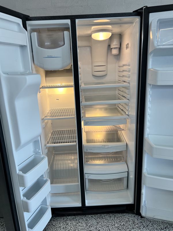 Side by Side Refrigerator | MN: GSE25GSHBCSS