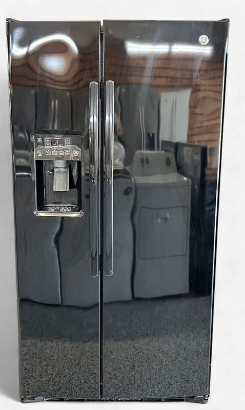 Side by Side Refrigerator | MN: GSE25GGHJCBB