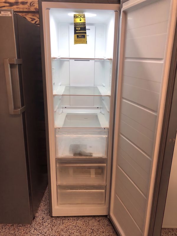 Upright Freezer/Fridge