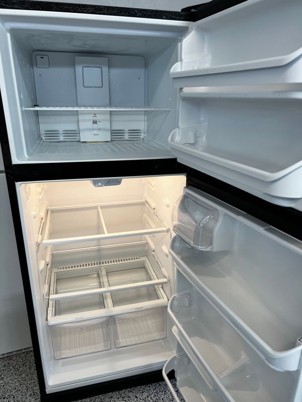Top Mount Fridge | Mn: FFTR2021TB2