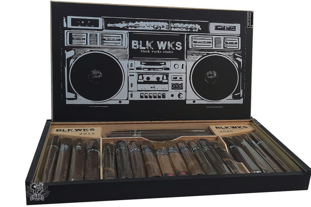 BLK WKS Studios Boombox Samples (21 Cigars)