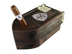 ADVentura Cigars:ADV Conqueror Almirante Box
