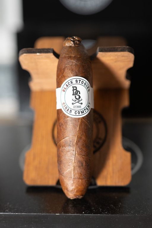 Black Stogies:Black Stogies Boss Hawg Pig Fly Box