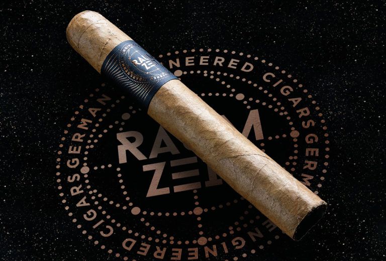 German Engineered Cigars:German Engineered Raumzeit GranToro Box