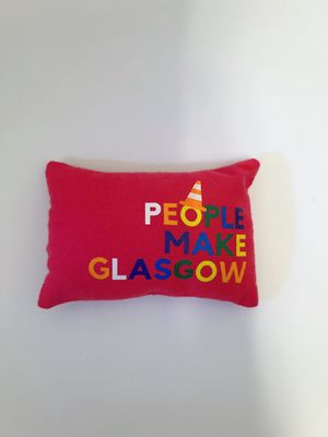 Fabric Handmade People Make Glasgow Pillow Fridge Magnet (Large)