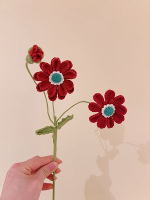 Crochet Hug - Double Headed Zinnia