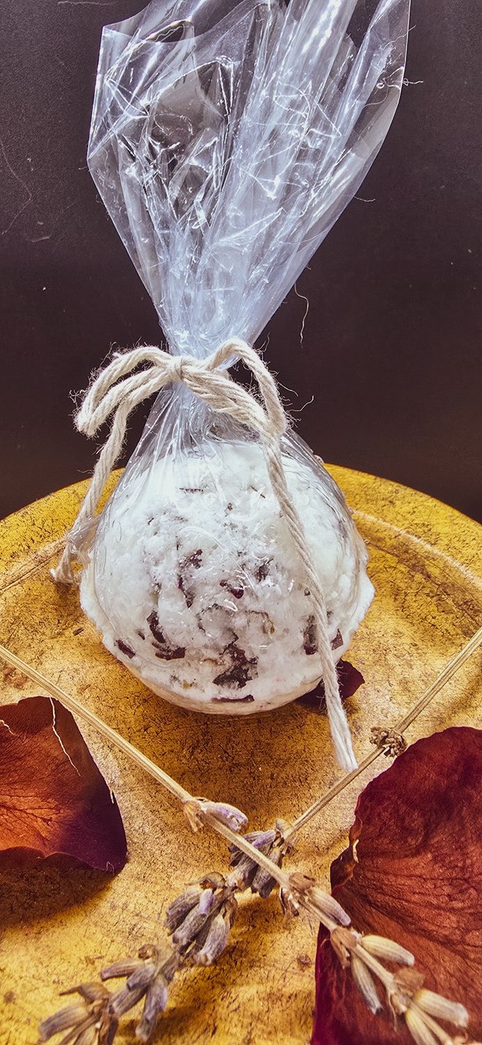 Lavender &amp; Rose Bath Bomb, Size: Small