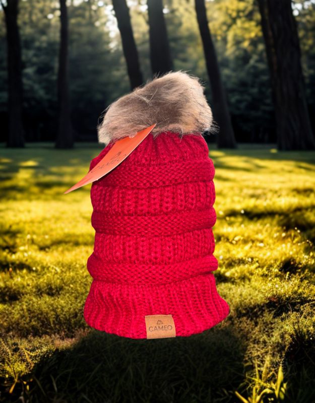Cameo Winter Bobble Hat