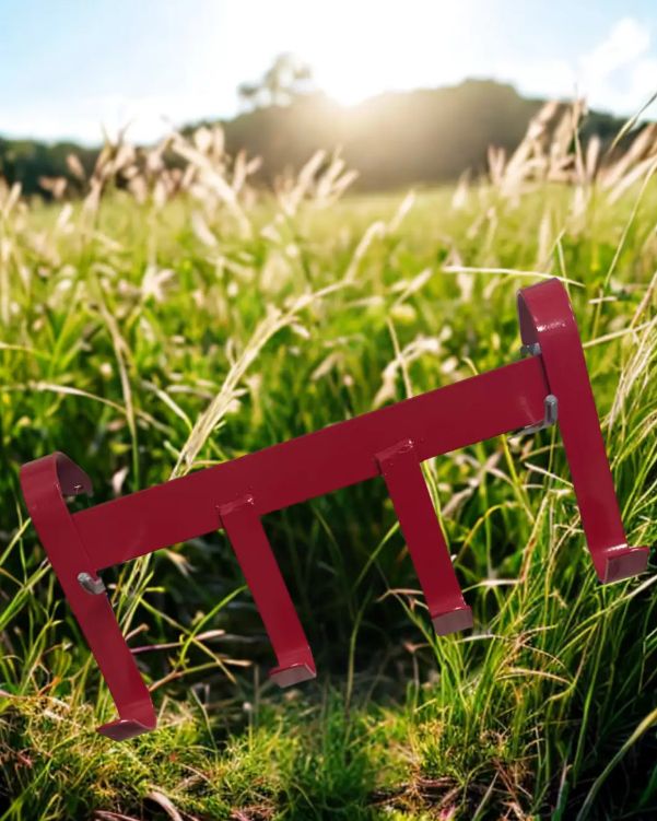 Perry Equestrian handy hanger