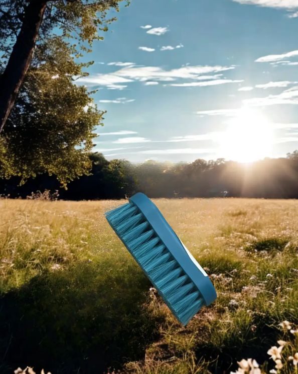 Premier Equine soft touch face brush