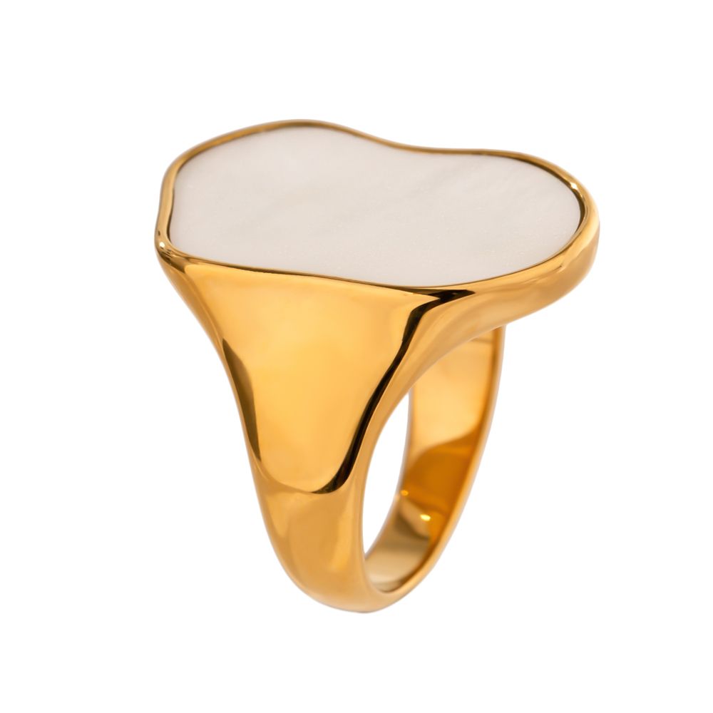 Accent Twist Ring