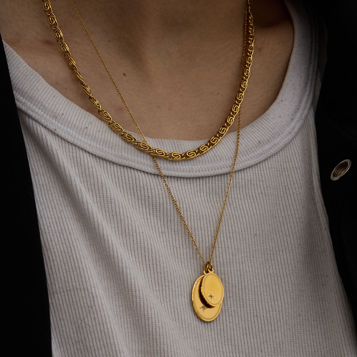 Layered Coin Duo, Style: Style 1