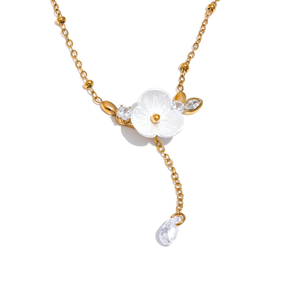 Pearl Lariat Pendant