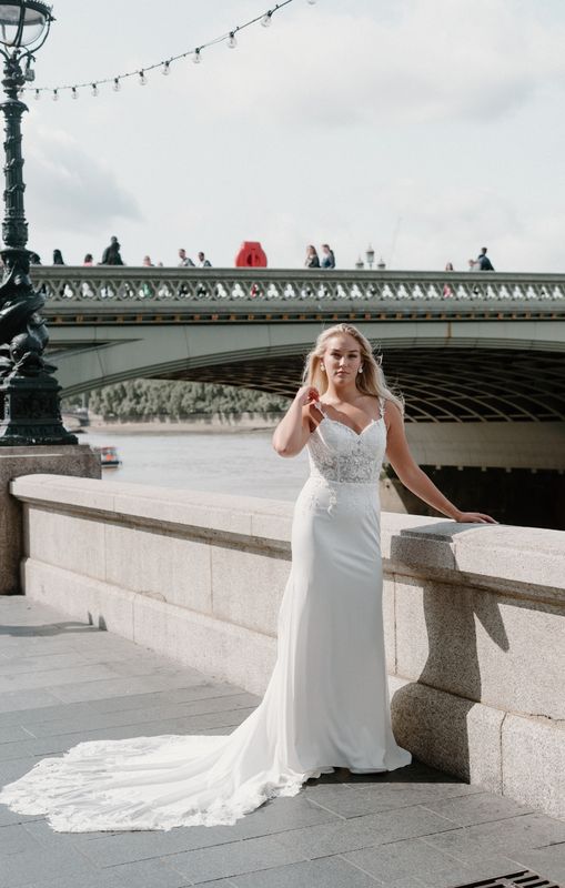 British Bridal size 10 WD172