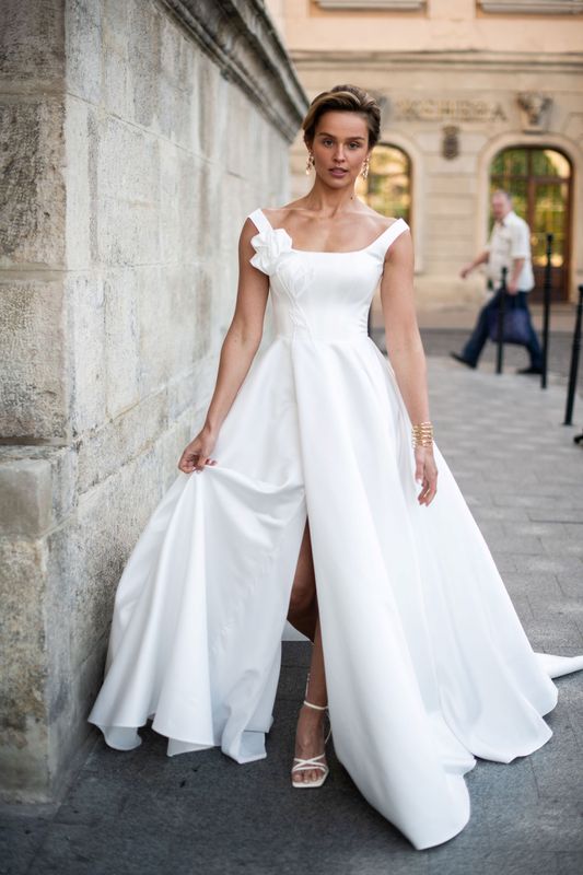 Nataliya Vilchuk size 8 Jasmine