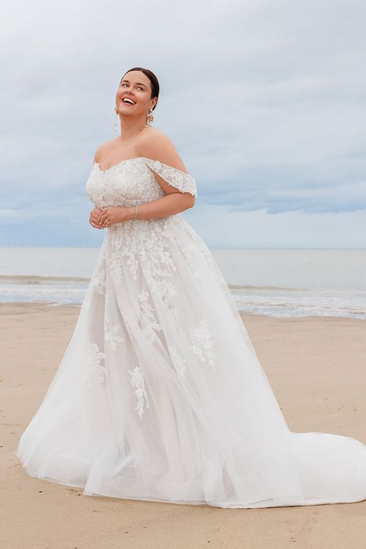 Island Bridal size 24 26825 Island Bridal size 24 26825