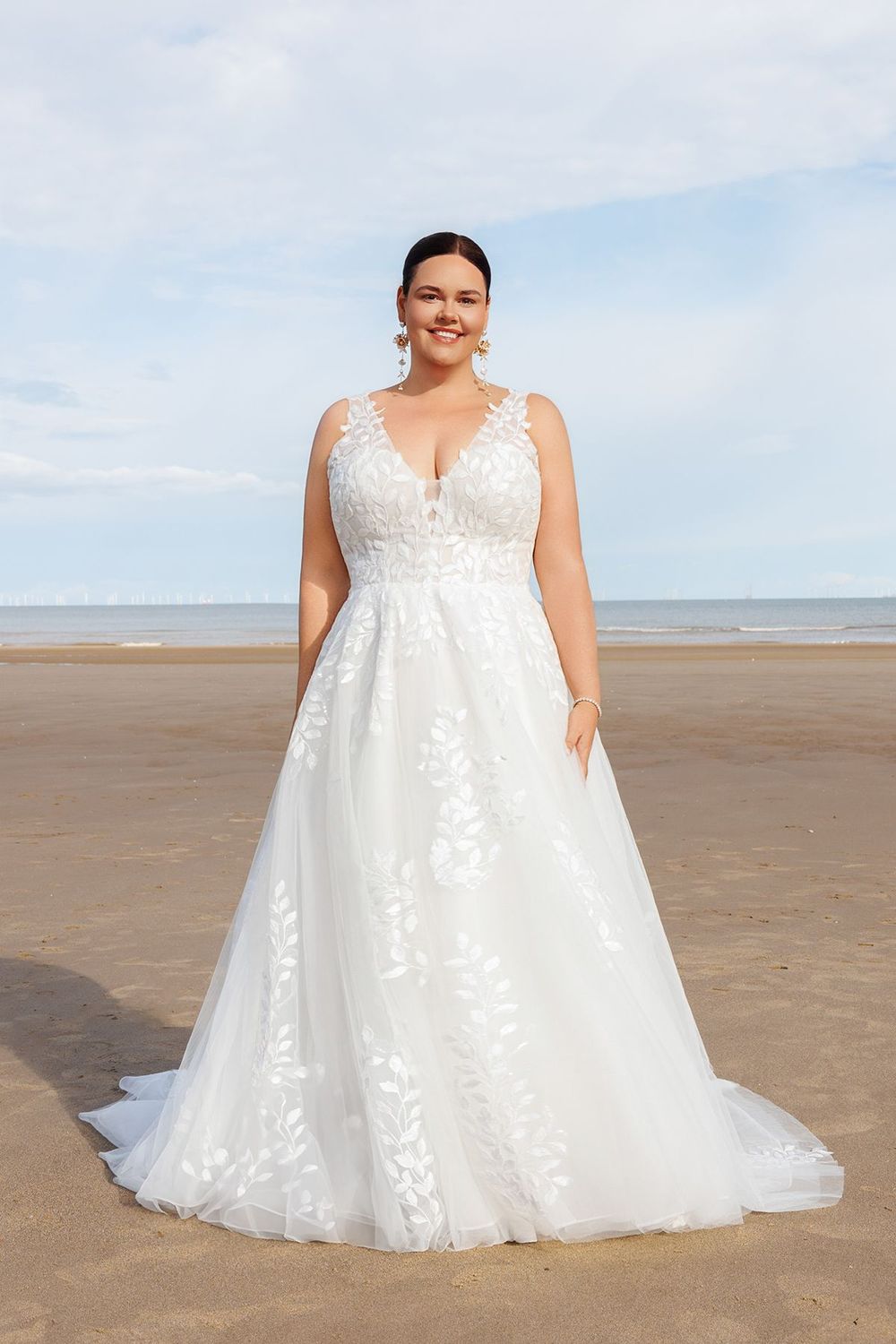 Island Bridal size 24 26817FL Nora