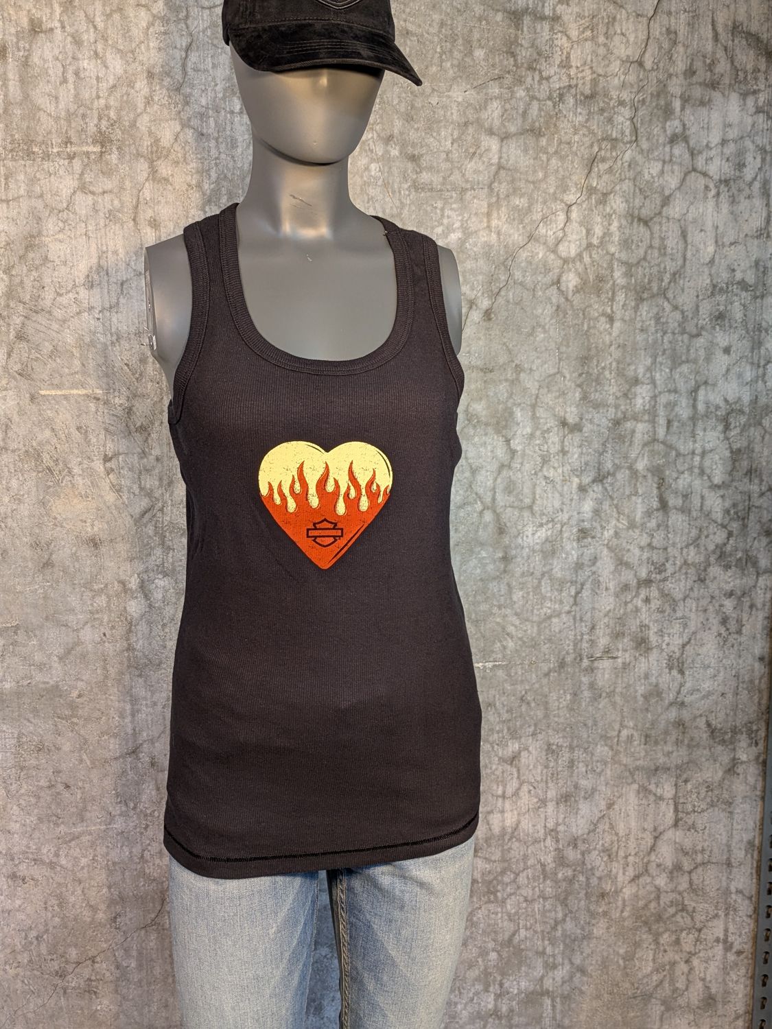 Women&#39;s Tank Flaming Heart Large