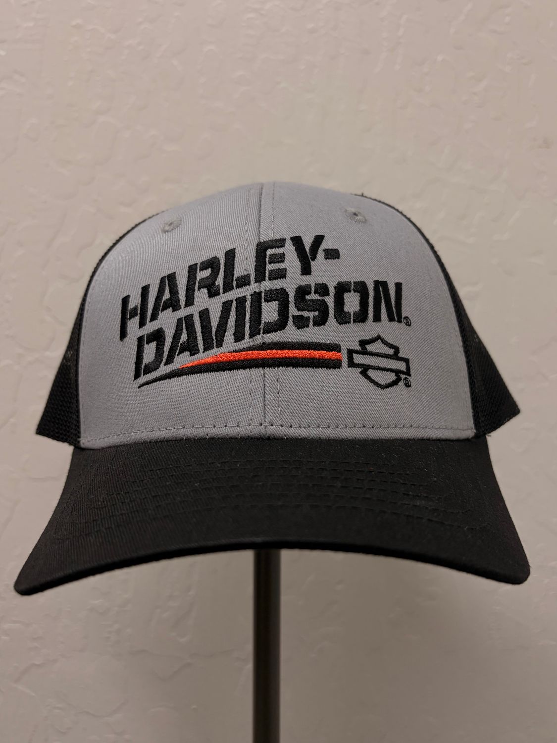 Grey hat