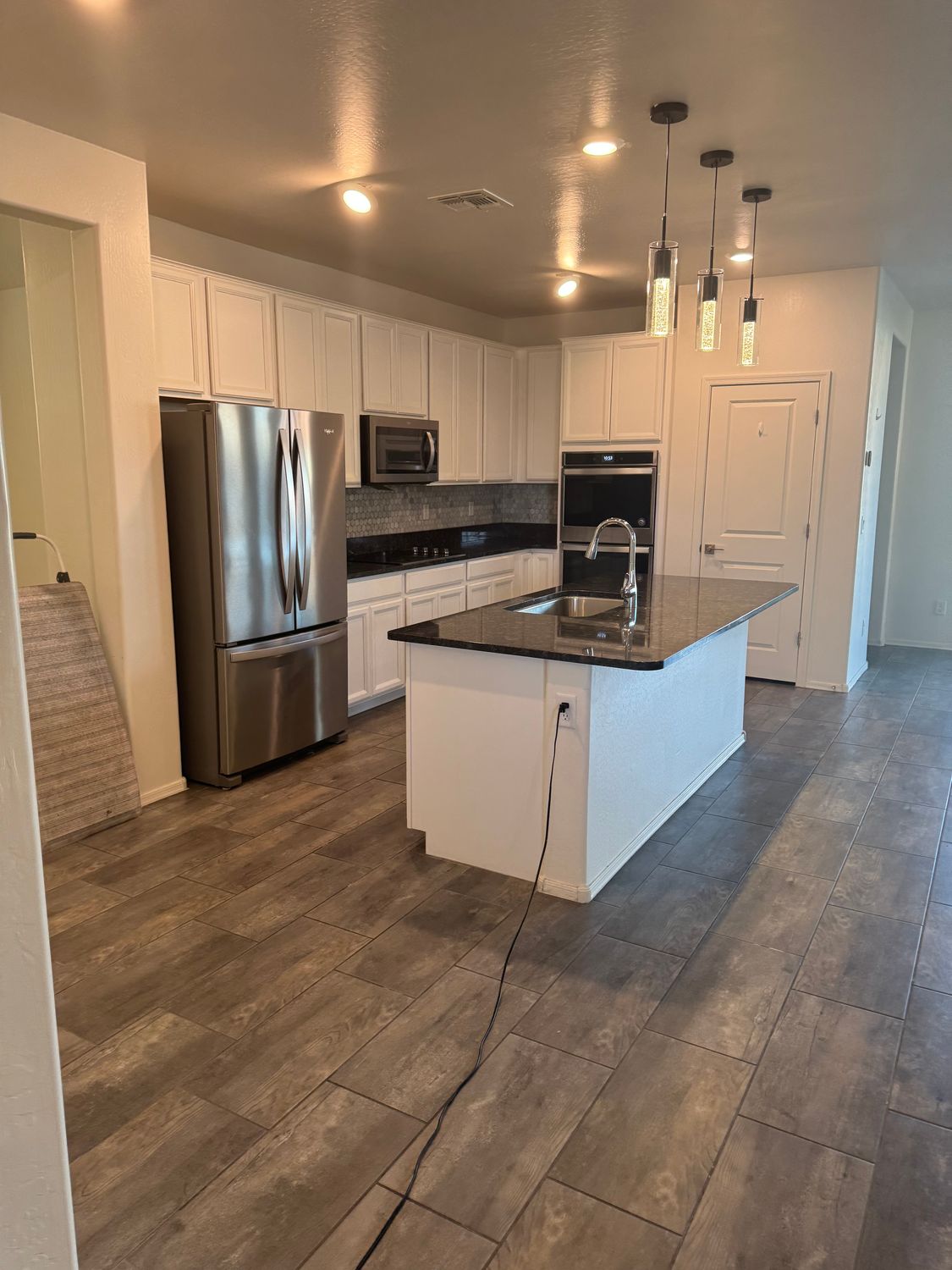 Content Cleaning - Kitchen Deep Clean