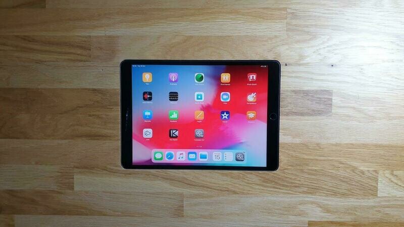iPad®  7th, 8th & 9th Gen & ipad air 3