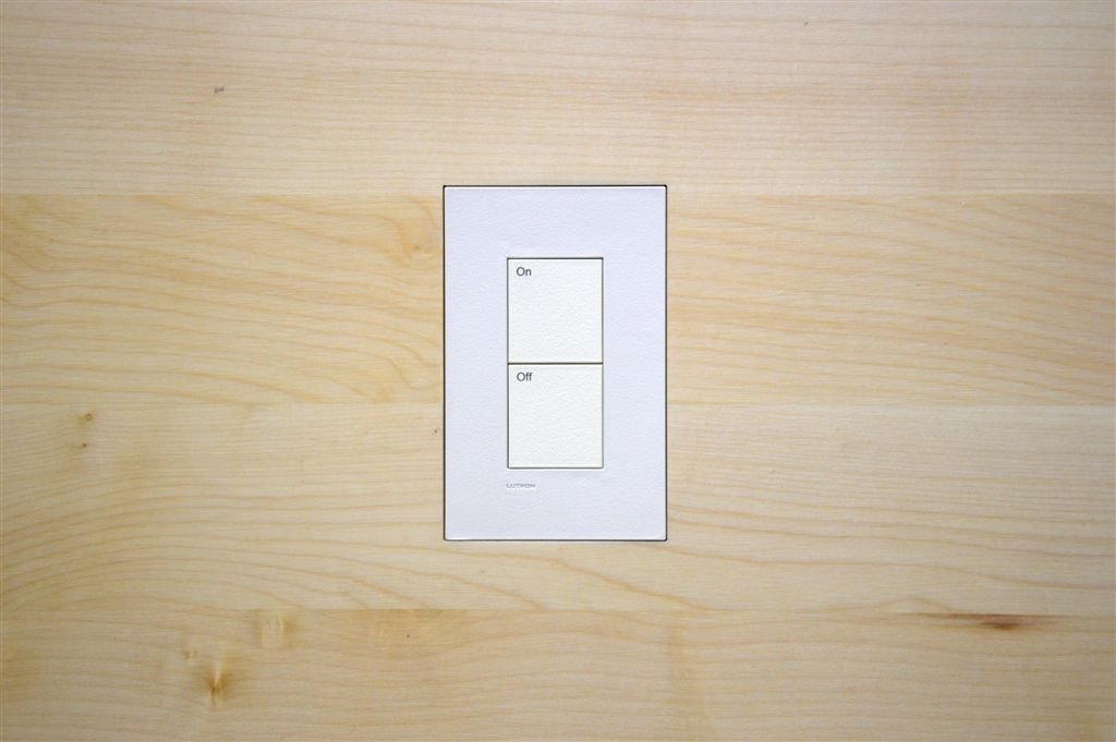 Lutron® Palladiom® QS Wallstations - US Matte / Metal / Glass