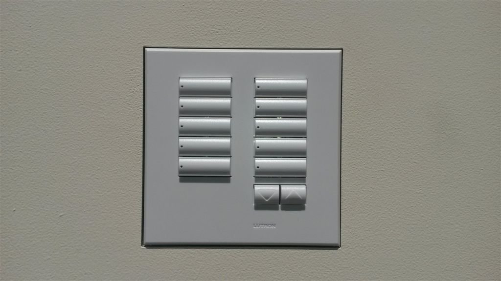 Lutron® International seeTouch® Wallstation - Original Faceplate