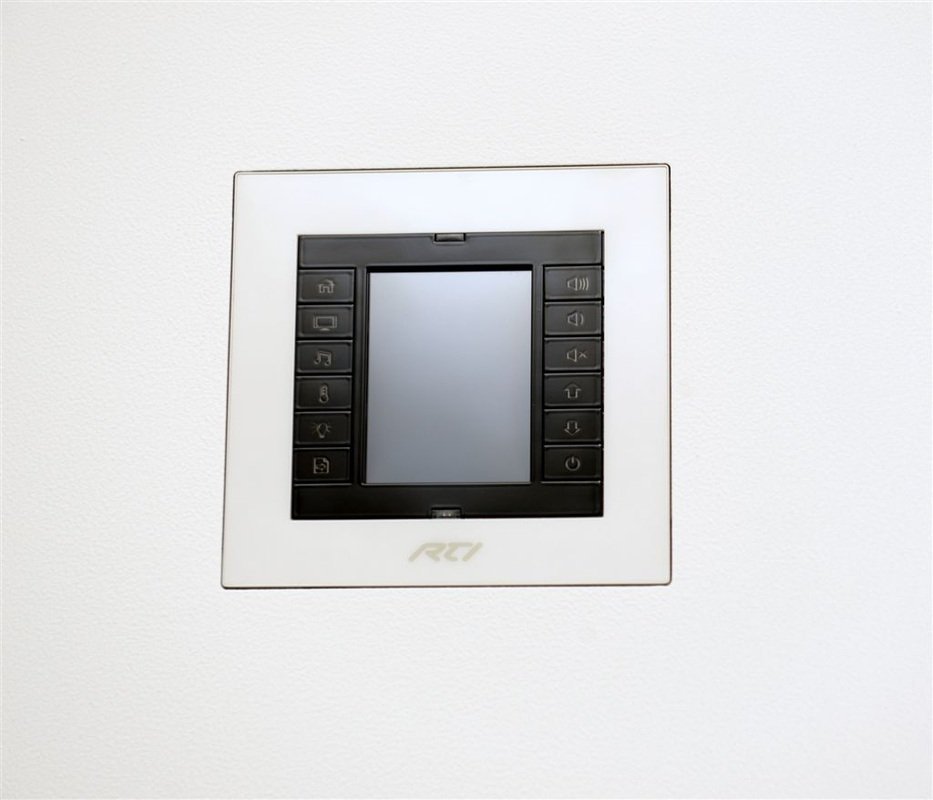 RTI® KX2 2.8" In-Wall Touch Panel Keypad