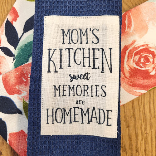 'Mom's Kitchen - Sweet Memories Are Homemade' Kitchen Boa®