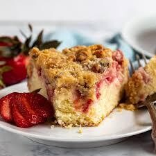 Strawberry Cake w/Streusel Topping
