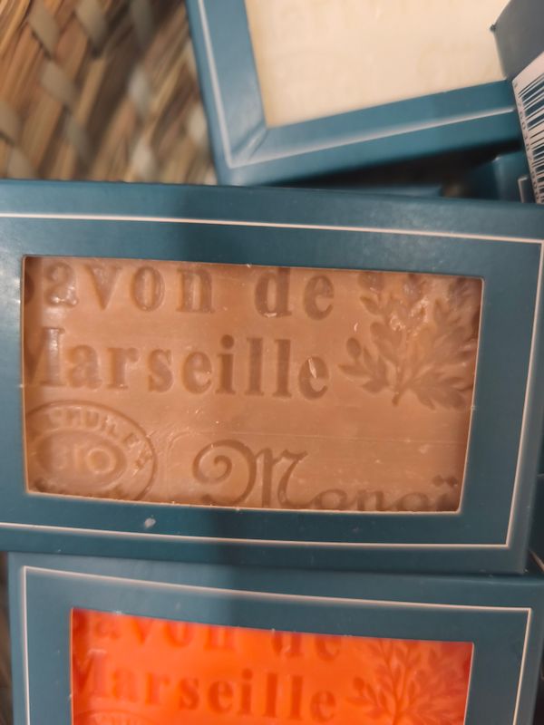 Savon de Marseille monoï
