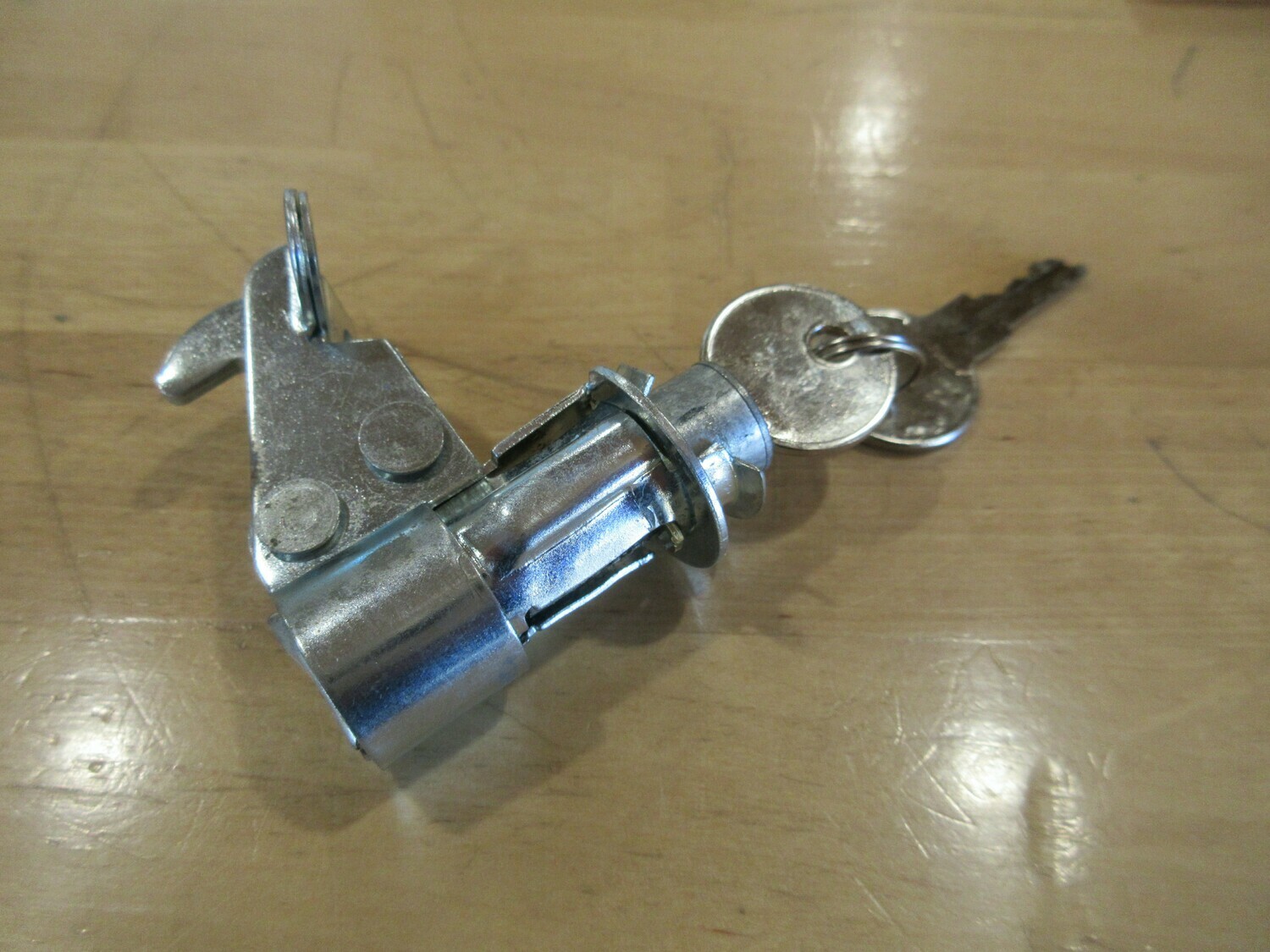 MB or GPW Tool Box Lock with Key