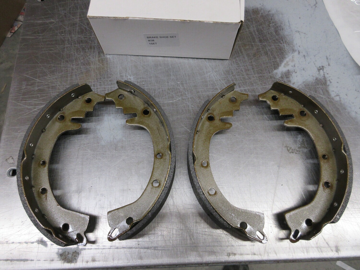 9&quot; BRAKE SHOE SET FOR WILLYS JEEP M38A1 CJ3B CJ5 CJ6 1952-71 # 807376