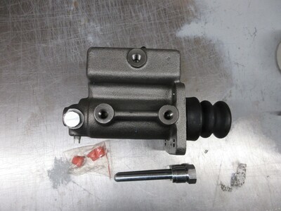 2.5 TON M35A2 NEW MASTER CYLINDER