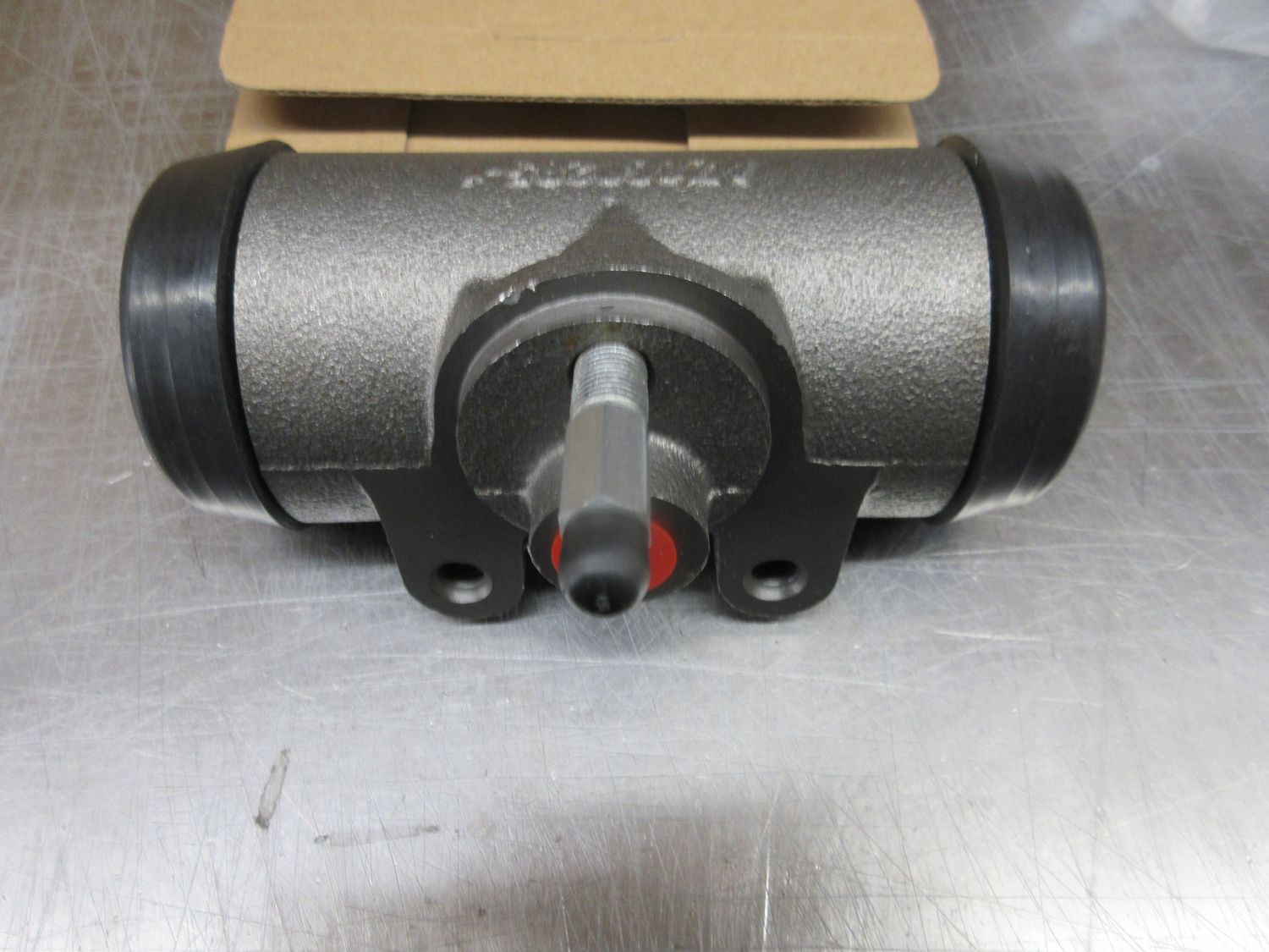 Wheel Cylinder, Rear, M54 And M809 5 Ton
