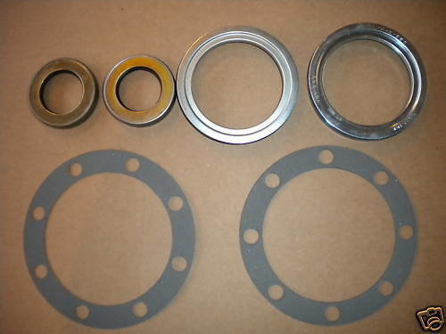 2.5 TON M35A2 NEW FRONT AXEL HUB SEAL KIT WITH INNERS