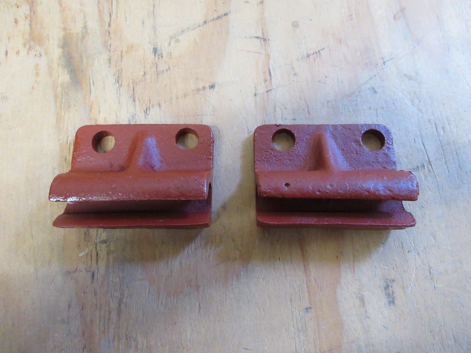 Pair of Tailgate Hinges