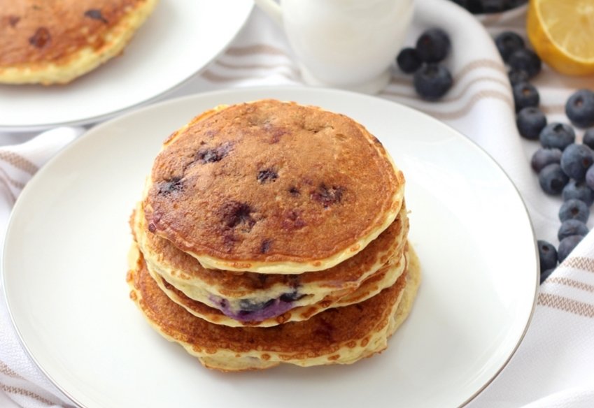 BLUEBERRY PROTEIN PANCAKE x 9 Pancakes