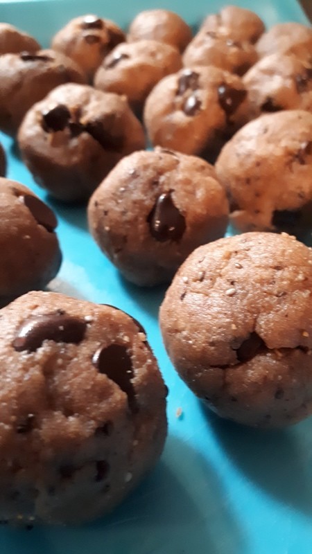 Cookie Dough Pro  Balls- Fam Pack 12